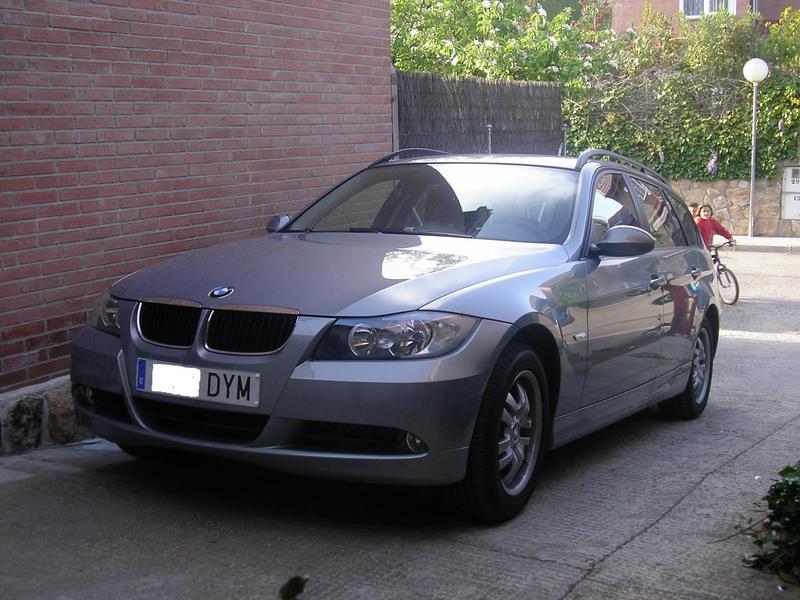 BMW3.thumb.jpg.4bf9fc181c18daa592286dbf9