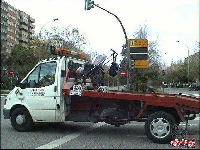 G_Grua.thumb.jpg.7667a0333f37b80e65e639c