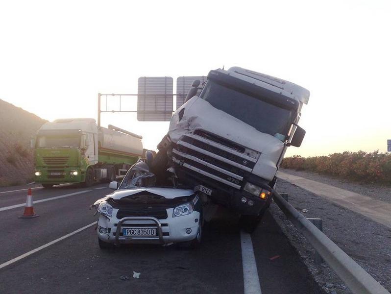 image003.thumb.jpg.ee0f335bf460824442cdc