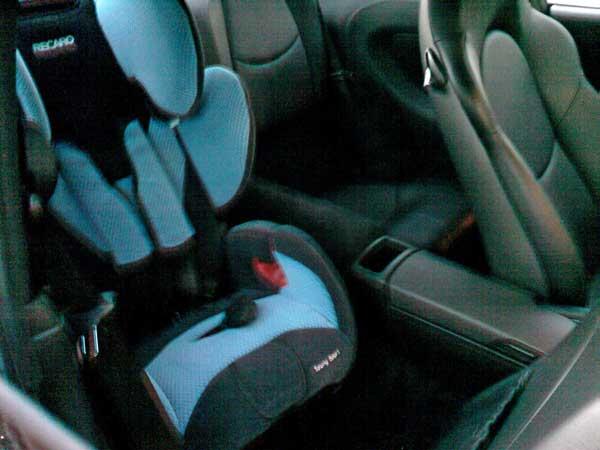 recaro.thumb.jpg.37de2cb5b1a4dca35a2b181